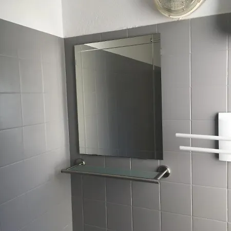 Апартаменты Studio Naturiste Ile Du Levant N1 Ideal Acces Mer